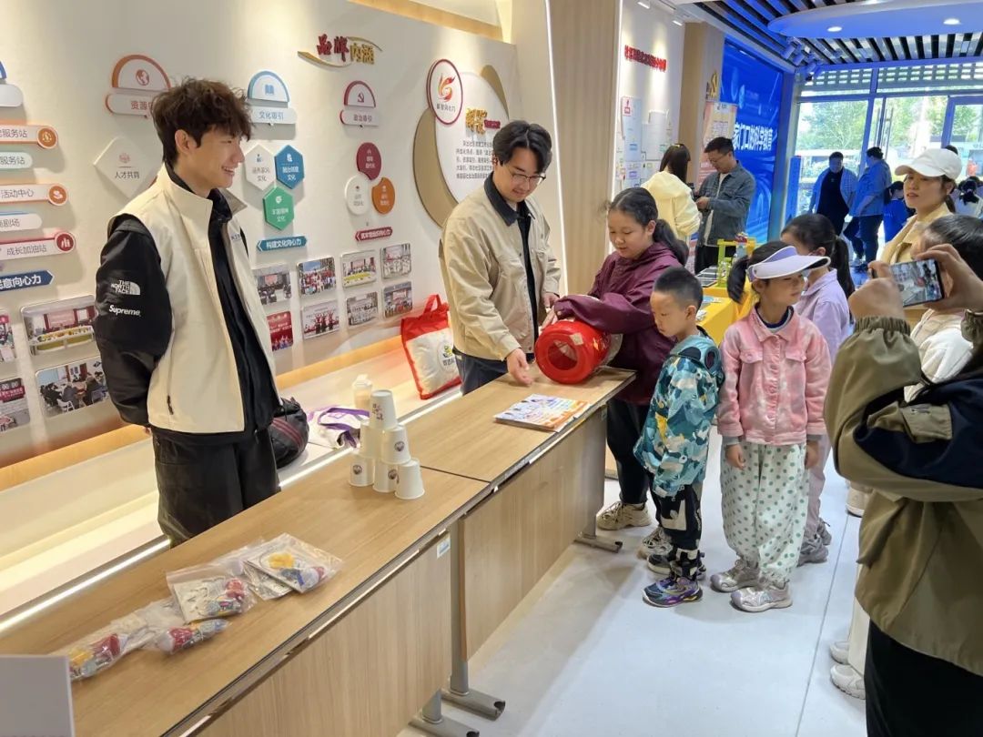 6d28e05b57771a7afd79350555976d05.jpg 6d28e05b57771a7afd79350555976d05.jpg